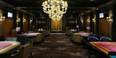 holiday palace casino room